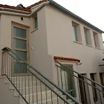 Sunsplash Apartments